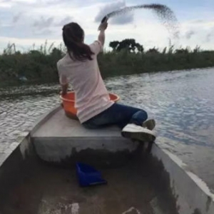 �������������ИI �y�dŮ����ˮ�a�I�]����Ѫ�ഺ