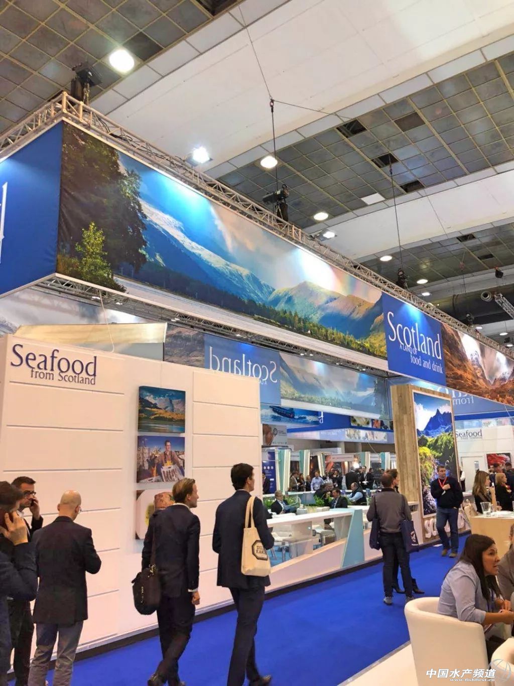 ֱ��ȫ���һ���rչ���F�����D+ҕ�l���u�������������rչ�����������