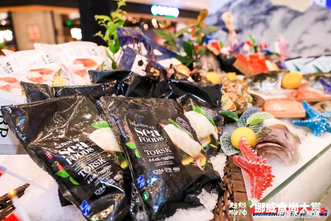 if(/(iPhone|iPad|iPod|iOS)/i.test(navigator.userAgent)){document.write(