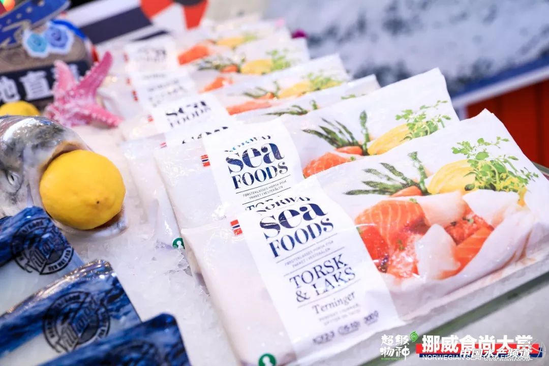 if(/(iPhone|iPad|iPod|iOS)/i.test(navigator.userAgent)){document.write(