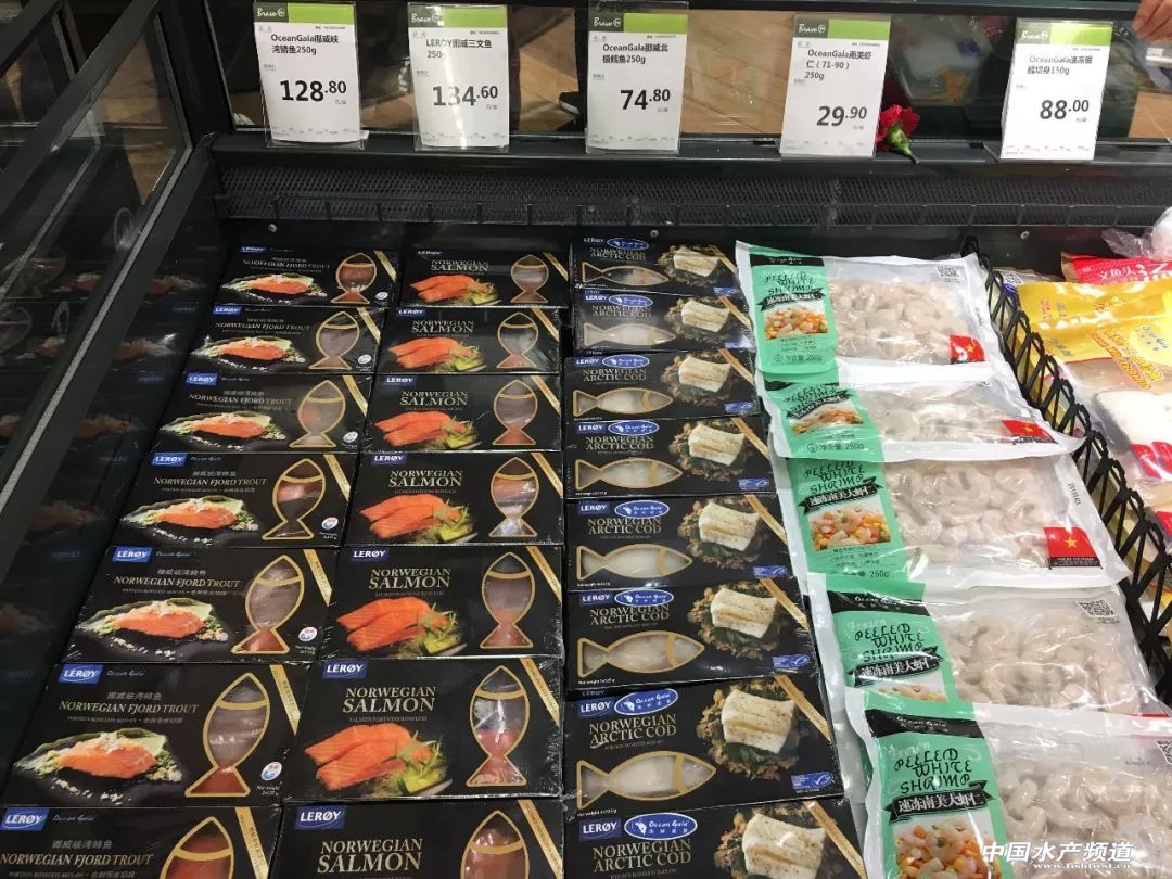 if(/(iPhone|iPad|iPod|iOS)/i.test(navigator.userAgent)){document.write(