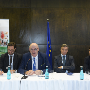 �W��ʳƷ���Ʒ��˾�Q���L���Ї����ƏV���|�aƷ