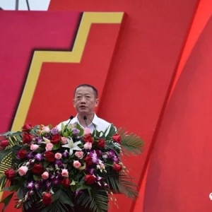 �����M��200�f����С���r߀�о޴���Ј����g