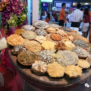 Խ�����O�Iչ�����_Ļ�����r�Ͱ�ɳ�~ȫ��ӆ؛���_ʼ���°����ɳ�~�����L��ˣ�