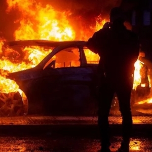 ����ʾ�����������������M��o����B�����������~���چ��C����Ӱ푱�