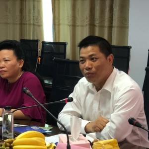 ���ۻ���Ԓ�˲ţ�У������V��ƪ����ӛʷ������A��У����F�W�R�������^����