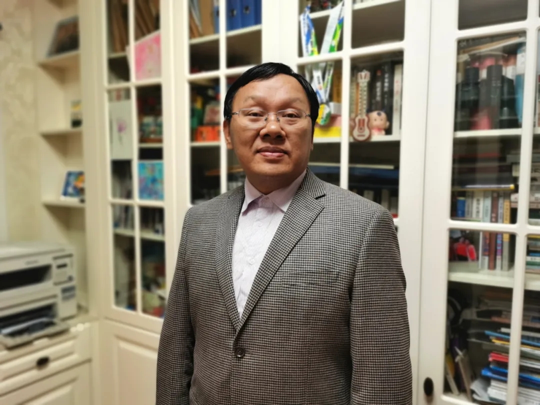 �v�r5����_��С���r�a�Iӭ��Ҏ����ӆ�߽��x